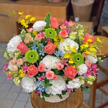 東京都大田区山王　大森の花屋　大花園（だいかえん）季節の旬な花をあなただけの贈り物に！上質でモダンな花贈りを大森スタイルでお届けします。