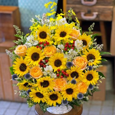 東京都大田区山王　大森の花屋　大花園（だいかえん）季節の旬な花をあなただけの贈り物に！上質でモダンな花贈りを大森スタイルでお届けします。