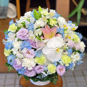 東京都大田区山王　大森の花屋　大花園（だいかえん）季節の旬な花をあなただけの贈り物に！上質でモダンな花贈りを大森スタイルでお届けします。