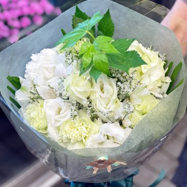 東京都大田区山王　大森の花屋　大花園（だいかえん）季節の旬な花をあなただけの贈り物に！上質でモダンな花贈りを大森スタイルでお届けします。