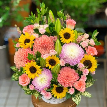 東京都大田区山王　大森の花屋　大花園（だいかえん）季節の旬な花をあなただけの贈り物に！上質でモダンな花贈りを大森スタイルでお届けします。