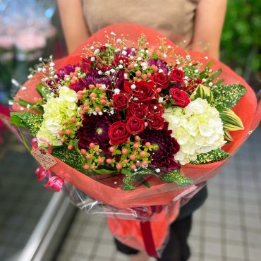 東京都大田区山王　大森の花屋　大花園（だいかえん）季節の旬な花をあなただけの贈り物に！上質でモダンな花贈りを大森スタイルでお届けします。