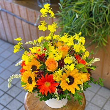 東京都大田区山王　大森の花屋　大花園（だいかえん）季節の旬な花をあなただけの贈り物に！上質でモダンな花贈りを大森スタイルでお届けします。