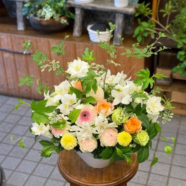 東京都大田区山王　大森の花屋　大花園（だいかえん）季節の旬な花をあなただけの贈り物に！上質でモダンな花贈りを大森スタイルでお届けします。