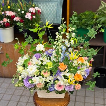 東京都大田区山王　大森の花屋　大花園（だいかえん）季節の旬な花をあなただけの贈り物に！上質でモダンな花贈りを大森スタイルでお届けします。