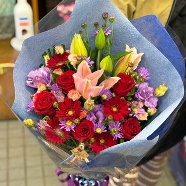 東京都大田区山王　大森の花屋　大花園（だいかえん）季節の旬な花をあなただけの贈り物に！上質でモダンな花贈りを大森スタイルでお届けします。