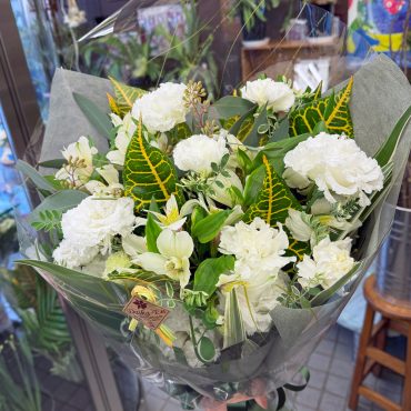 東京都大田区山王 大森の花屋 大花園(だいかえん)季節の旬な花をあなただけの贈り物に!上質でモダンな花贈りを大森スタイルでお届けします。