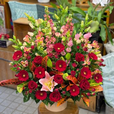 東京都大田区山王 大森の花屋 大花園(だいかえん)季節の旬な花をあなただけの贈り物に!上質でモダンな花贈りを大森スタイルでお届けします。