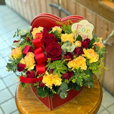 東京都大田区山王 大森の花屋 大花園(だいかえん)季節の旬な花をあなただけの贈り物に!上質でモダンな花贈りを大森スタイルでお届けします。