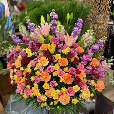 東京都大田区山王　大森の花屋　大花園（だいかえん）季節の旬な花をあなただけの贈り物に！上質でモダンな花贈りを大森スタイルでお届けします。