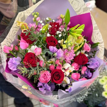 東京都大田区山王　大森の花屋　大花園（だいかえん）季節の旬な花をあなただけの贈り物に！上質でモダンな花贈りを大森スタイルでお届けします。