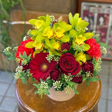 東京都大田区山王　大森の花屋　大花園（だいかえん）季節の旬な花をあなただけの贈り物に！上質でモダンな花贈りを大森スタイルでお届けします。