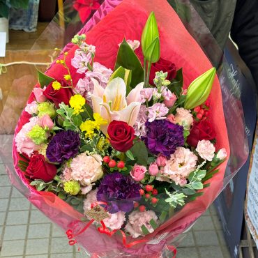 東京都大田区山王 大森の花屋 大花園(だいかえん)季節の旬な花をあなただけの贈り物に!上質でモダンな花贈りを大森スタイルでお届けします。
