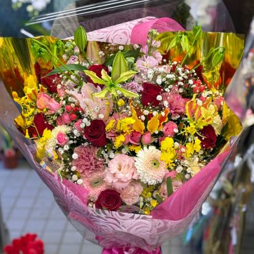 東京都大田区山王　大森の花屋　大花園（だいかえん）季節の旬な花をあなただけの贈り物に！上質でモダンな花贈りを大森スタイルでお届けします。