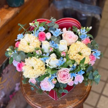 東京都大田区山王　大森の花屋　大花園（だいかえん）季節の旬な花をあなただけの贈り物に！上質でモダンな花贈りを大森スタイルでお届けします。