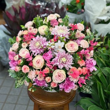 東京都大田区山王　大森の花屋　大花園（だいかえん）季節の旬な花をあなただけの贈り物に！上質でモダンな花贈りを大森スタイルでお届けします。