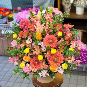 東京都大田区山王 大森の花屋 大花園(だいかえん)季節の旬な花をあなただけの贈り物に!上質でモダンな花贈りを大森スタイルでお届けします。
