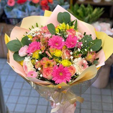 東京都大田区山王 大森の花屋 大花園(だいかえん)季節の旬な花をあなただけの贈り物に!上質でモダンな花贈りを大森スタイルでお届けします。