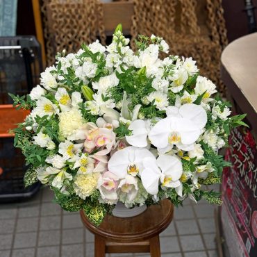 東京都大田区山王 大森の花屋 大花園(だいかえん)季節の旬な花をあなただけの贈り物に!上質でモダンな花贈りを大森スタイルでお届けします。