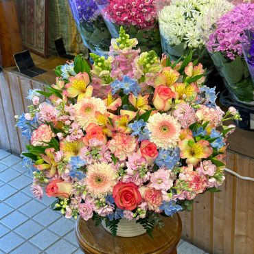 東京都大田区山王　大森の花屋　大花園（だいかえん）季節の旬な花をあなただけの贈り物に！上質でモダンな花贈りを大森スタイルでお届けします。