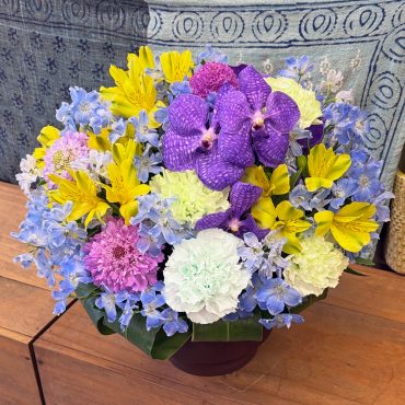 東京都大田区山王　大森の花屋　大花園（だいかえん）季節の旬な花をあなただけの贈り物に！上質でモダンな花贈りを大森スタイルでお届けします。