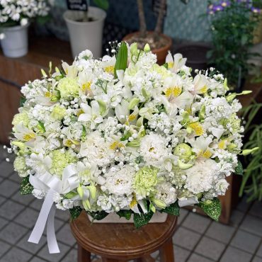 東京都大田区山王　大森の花屋　大花園（だいかえん）季節の旬な花をあなただけの贈り物に！上質でモダンな花贈りを大森スタイルでお届けします。