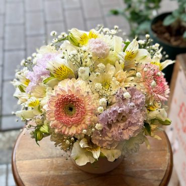 東京都大田区山王　大森の花屋　大花園（だいかえん）季節の旬な花をあなただけの贈り物に！上質でモダンな花贈りを大森スタイルでお届けします。