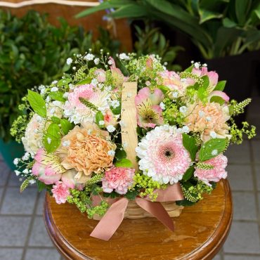 東京都大田区山王　大森の花屋　大花園（だいかえん）季節の旬な花をあなただけの贈り物に！上質でモダンな花贈りを大森スタイルでお届けします。